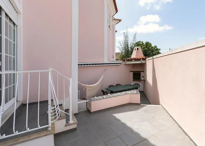 Juno Atouguia Da Baleia