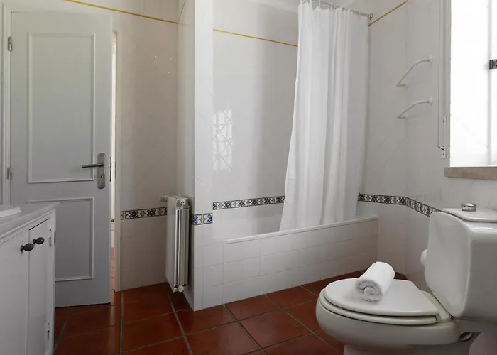 Juno * Atouguia Da Baleia